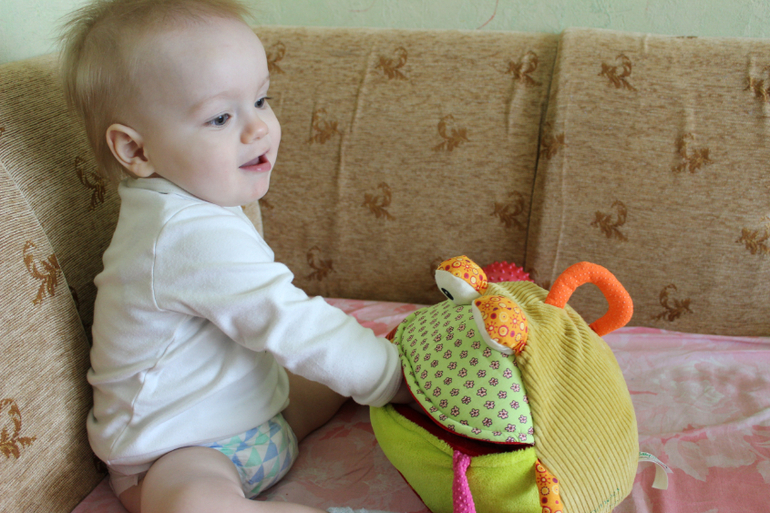 Чудесная игрушка от Lilliputiens