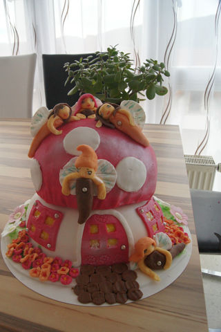 Мои тортики, правда все на не опытную руку