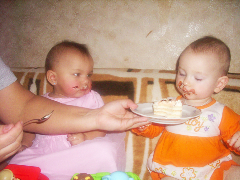 http://mamyprofi.ru/prazdnichnyj-tort 