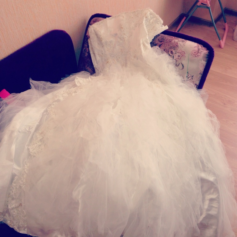 Продам свадебное платье to be Bride