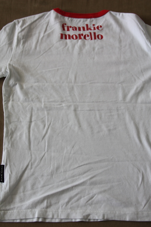 Брендовые футболки новые и б/у. Размер M-L, XL(одна).оригиналы!