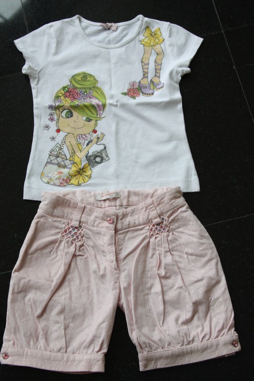 Девочке 4-8 лет.***LAURA BIAGIOTTI***MOSCHINO***LAPIN HOUSE***MONNALISA***и ...