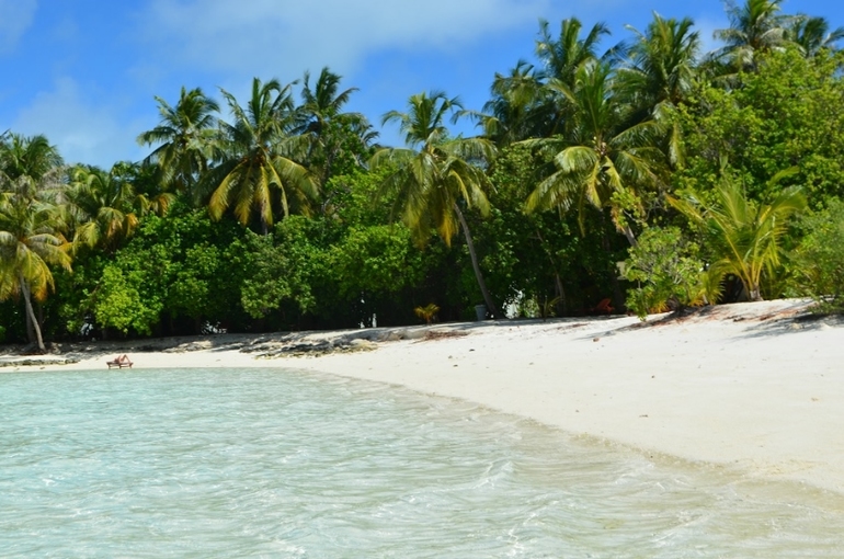 Хороший отель, очаровательное море и скучное питание!