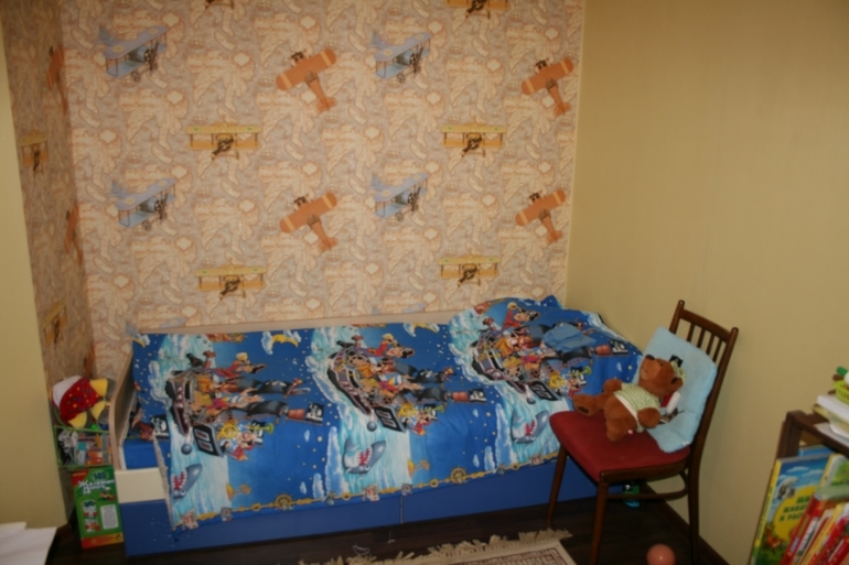 Детская, только начали обставлять.