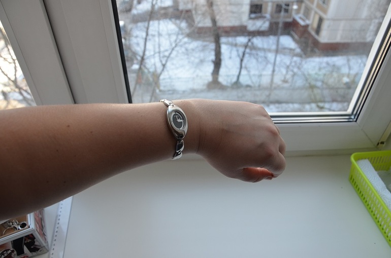 Часы мужские и женские. Кулон - муранское стекло.