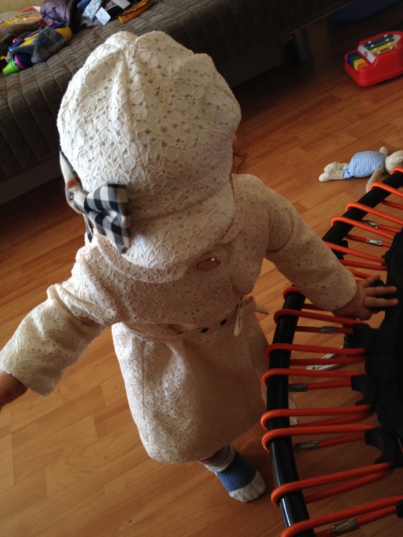 Шью для своeй Маруси.