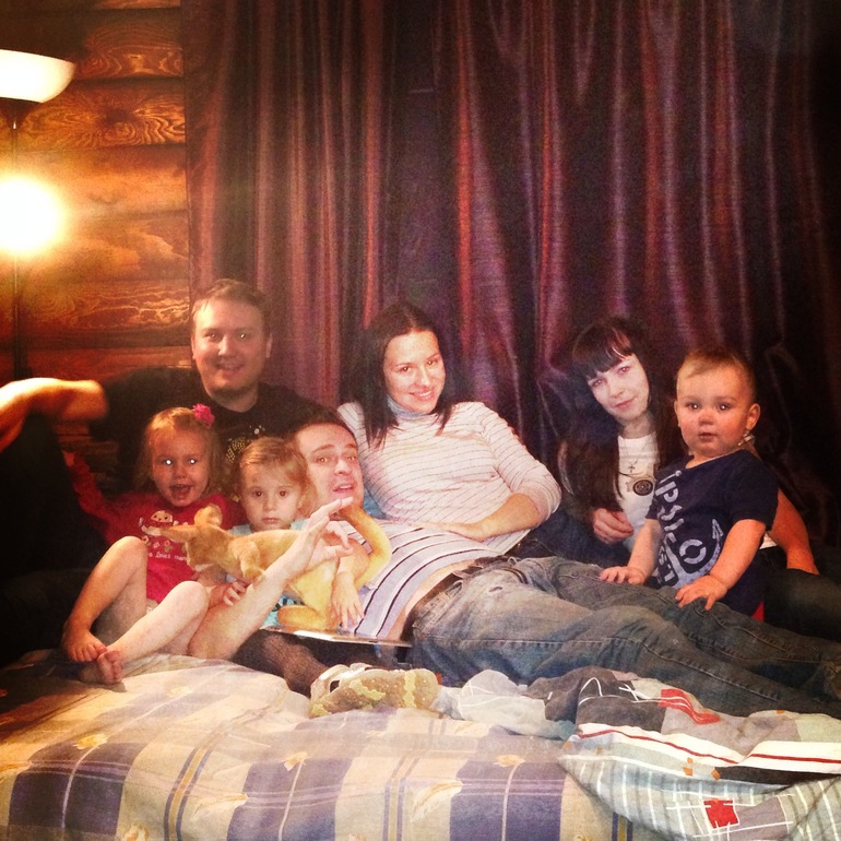 Как всегда) поход в кино обернулся недельным загулом))) у камина)))