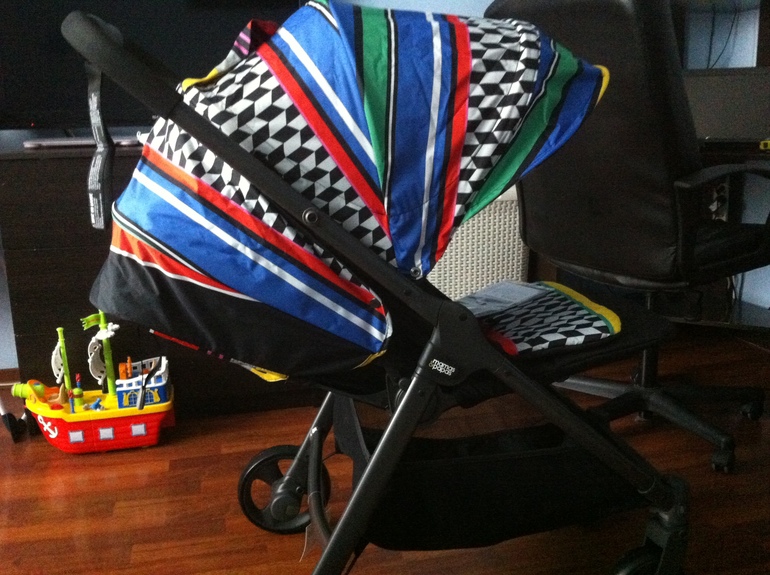 Новый жилец в нашем колясопарке от Mamas & Papas,Armadillo