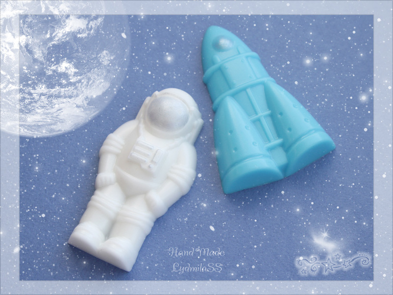 С днем космонавтики!