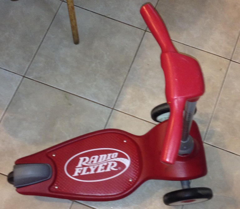 Самокат Radio Flyer 1300руб