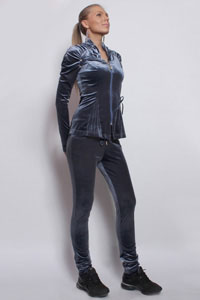 Пристрою спортивный костюм 44 размера