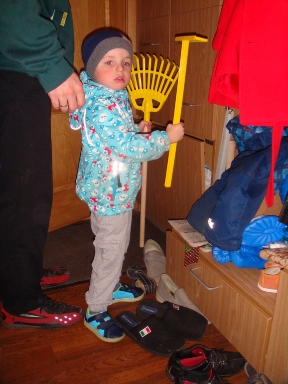 Мама, папа, Вова и бабушка