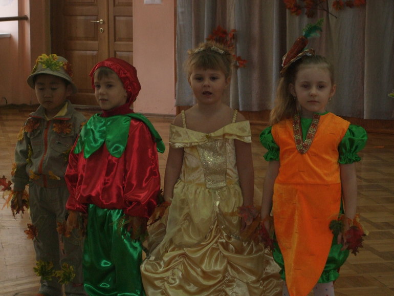 Сонечкин утренник - праздник осени