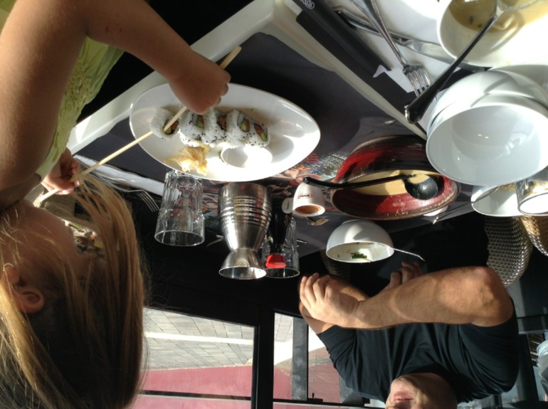 Жираф- ресторан азиатской кухни  и не только