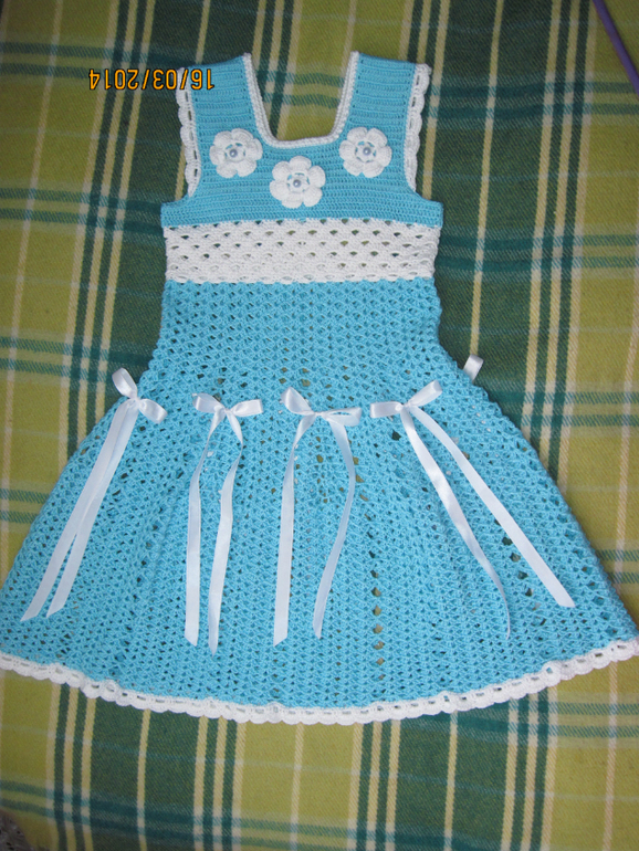 Связала дочке на 8 марта