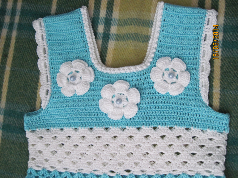 Связала дочке на 8 марта