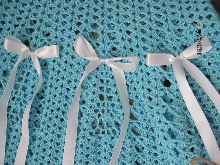 Связала дочке на 8 марта