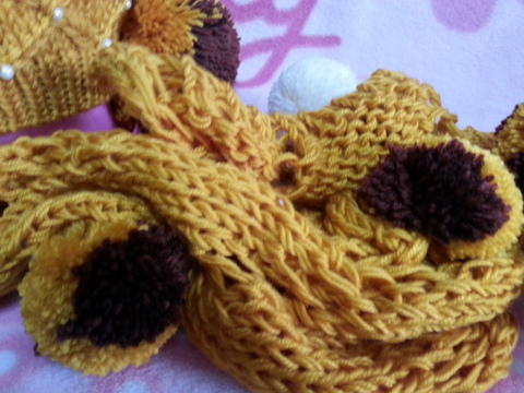 Наша семья свяжет под заказ оригинальные шапки