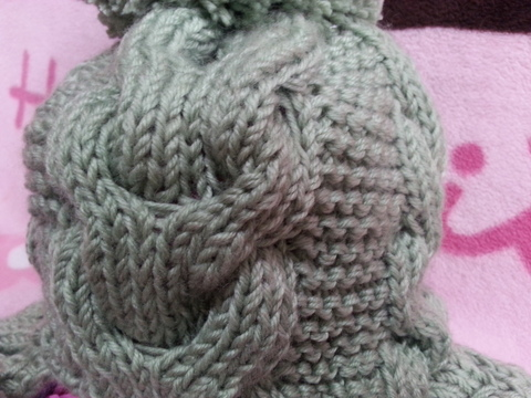 Наша семья свяжет под заказ оригинальные шапки