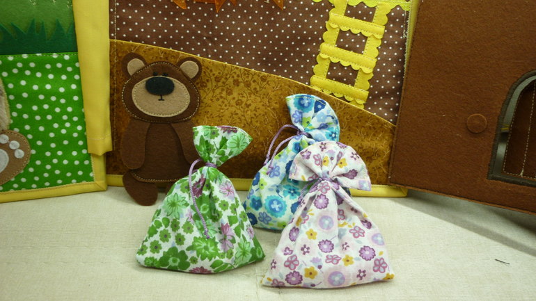 рАЗВИВАЮЩАЯ КНИЖЕЧКА С УЛИТКОЙ НА ОБЛОЖКЕ!