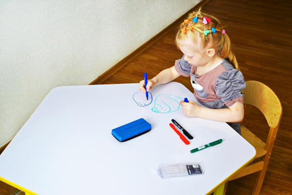 Стол детский, выбор формы и размеров