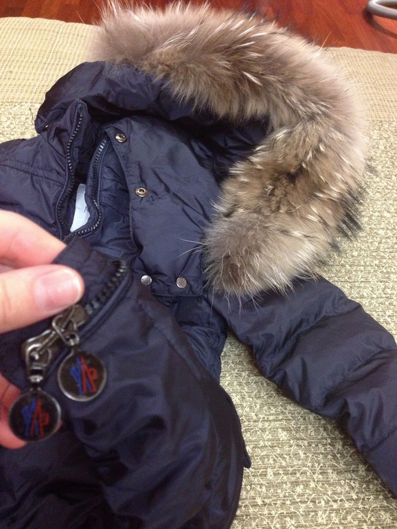 Moncler 4 года. 6800