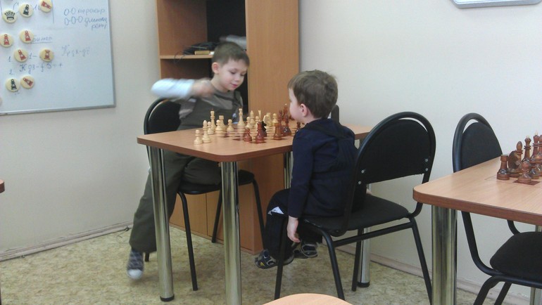 Сегодня на шахматах...