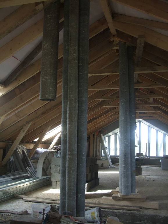 С мыслью об улучшении архитектуры подмосковных дач.