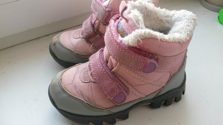 отдам зимние ботинки Lassie Tec, 24р