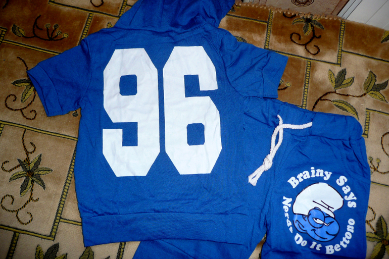 В наличии! Комплекты, цена 395 руб!  кому?