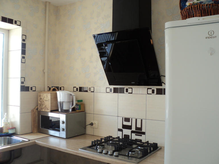 Мойка у окна? Миллион раз