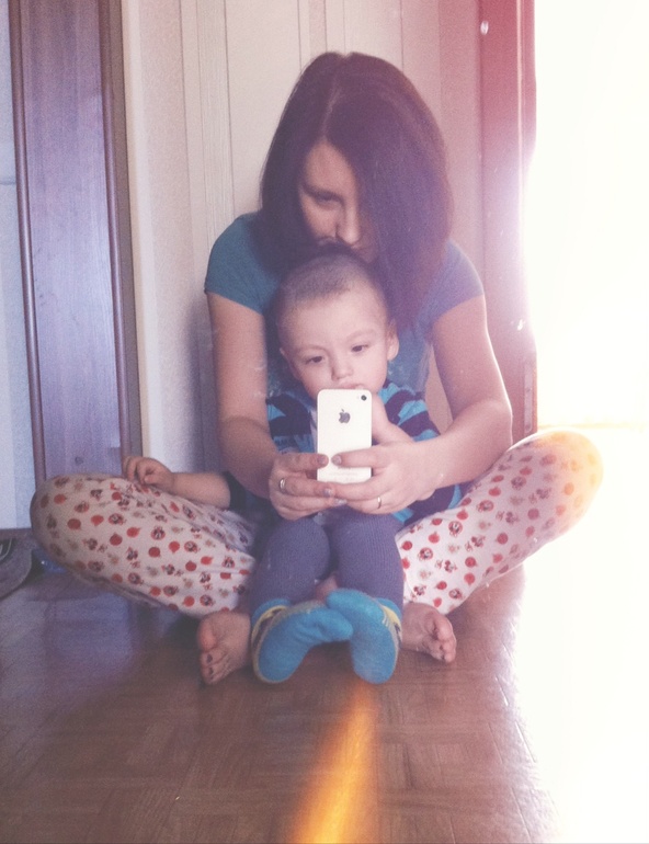 Home, sweet home. 14 марта. В зеркале.