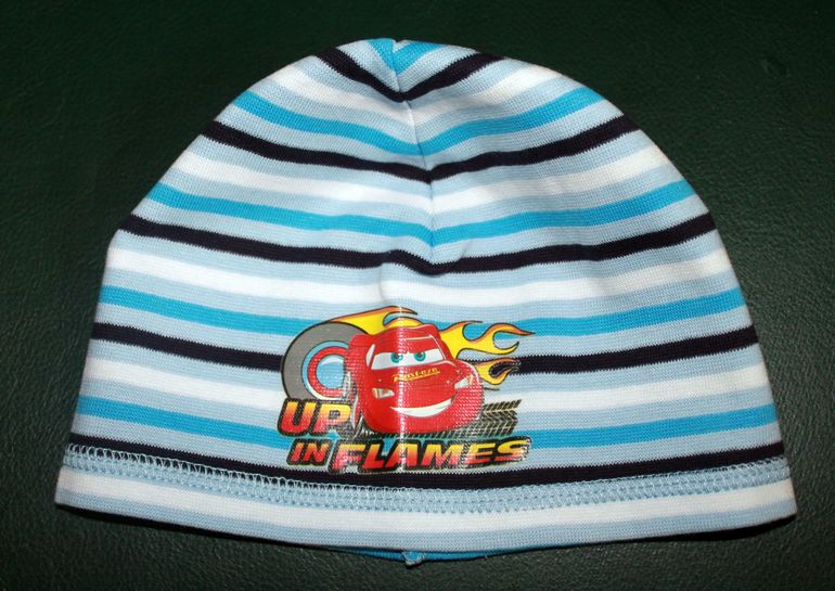 Шапки осень/зима по 150 рублей