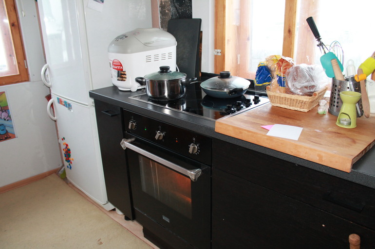 Кулинарный марафон. День 1. Моя кухня и моя кулинарная книга