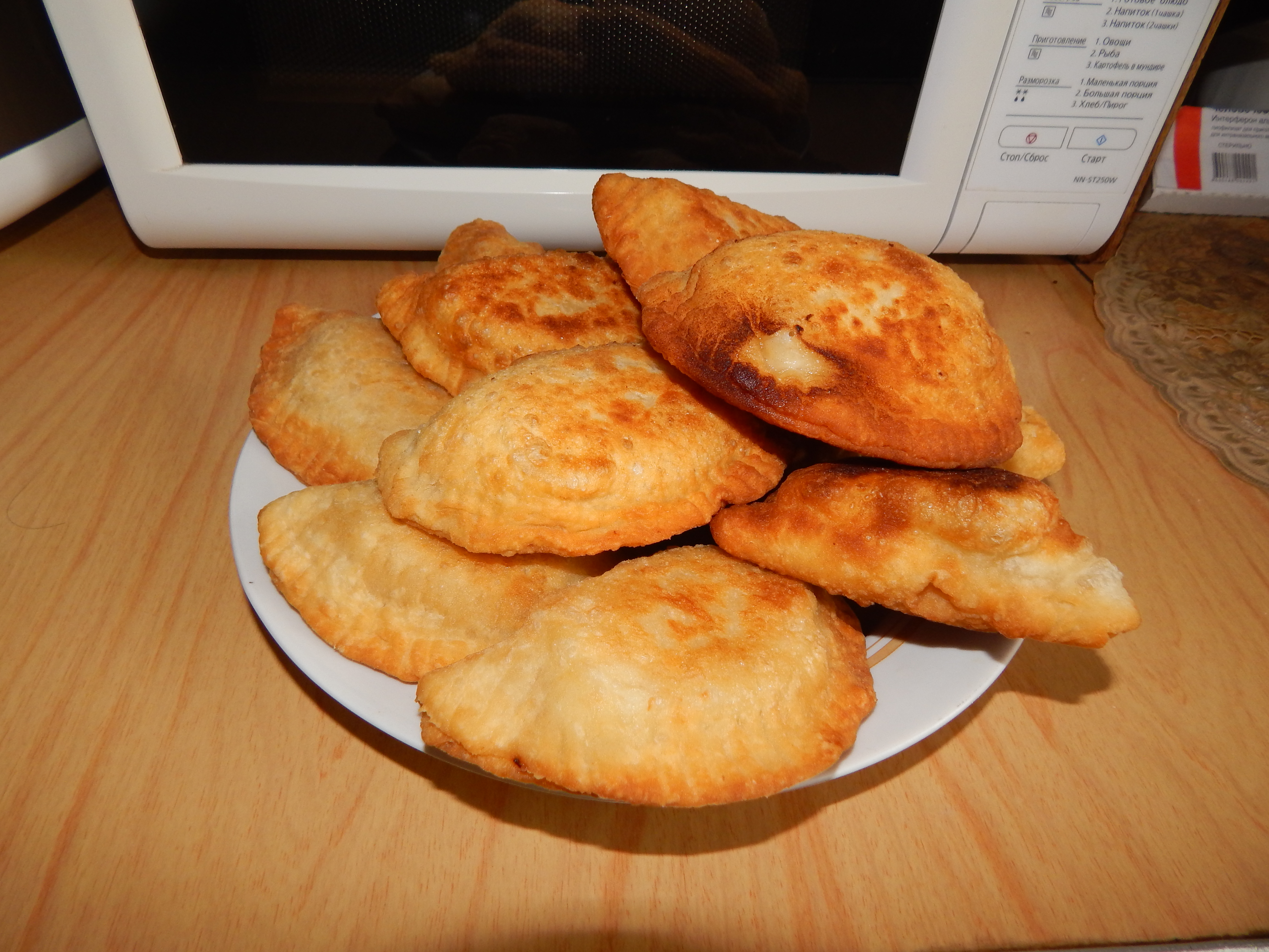 Крымские  чебуреки