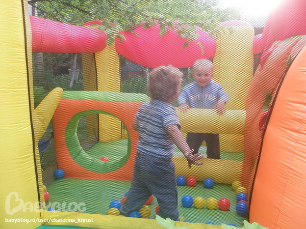 Надувные Игровые комплексы Happy Hop - идеальное решение для дачи! СЕЙЧАС ВЫКУПАЮ ОТ 1 БАТУТА