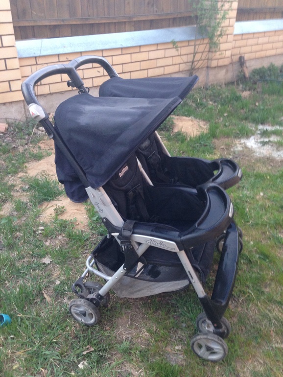 Коляска для двойни preg perego aria twin