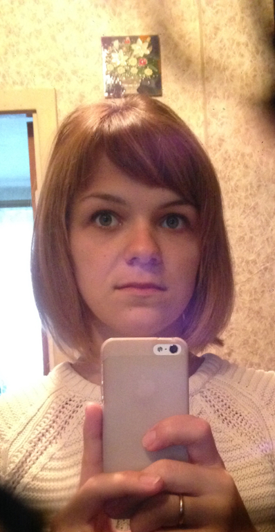 Пошла на челку, сделала каре)))) Мне нравится! А вы что скажете?