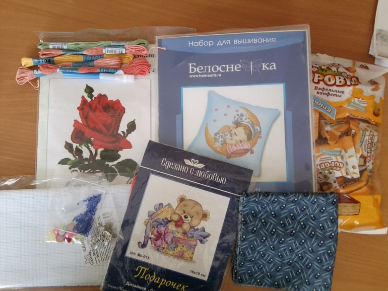 Получила хомячка от Маруси.