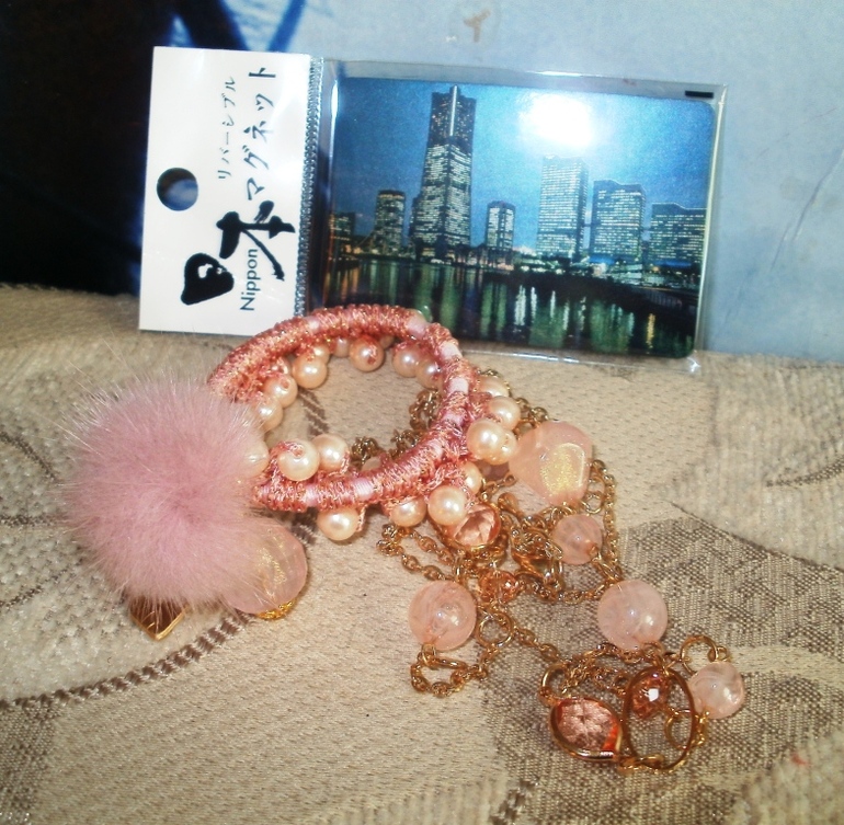 Подарочки из Японии!!