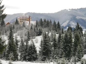 Зимние Карпаты - это не просто горнолыжные места, это еще и просто Зимняя сказка...