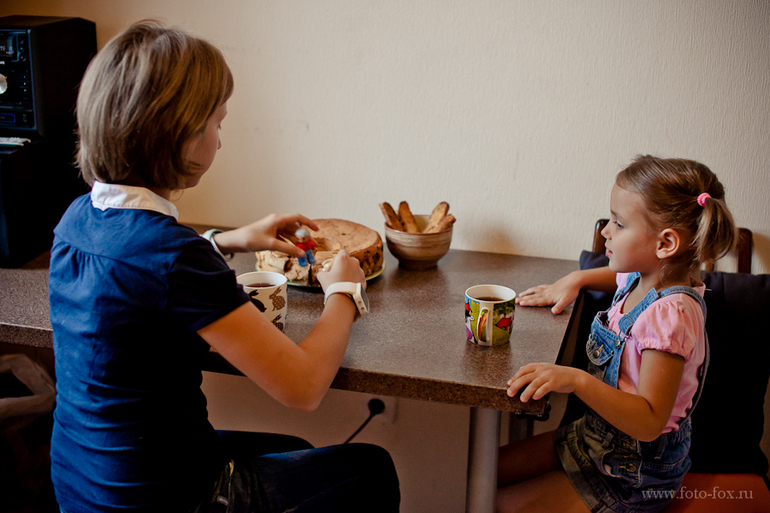 две сестренки!