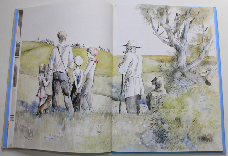 Небольшая стопочка из очередного книжного пополнения