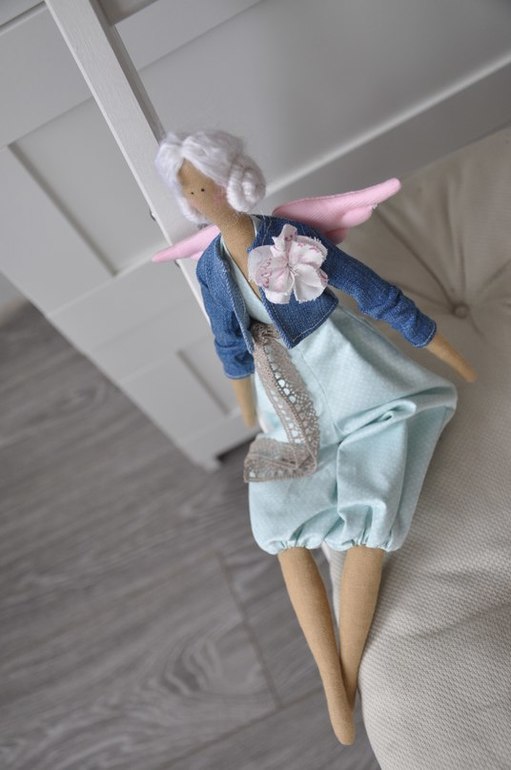 Ангел в джинсовой куртке