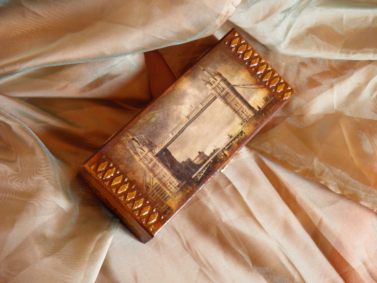 Декупажный конкурс. Тема - монохром/сепия