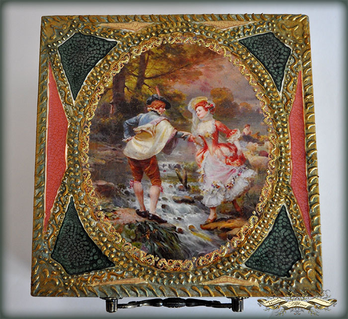 Шкатулочка для украшений