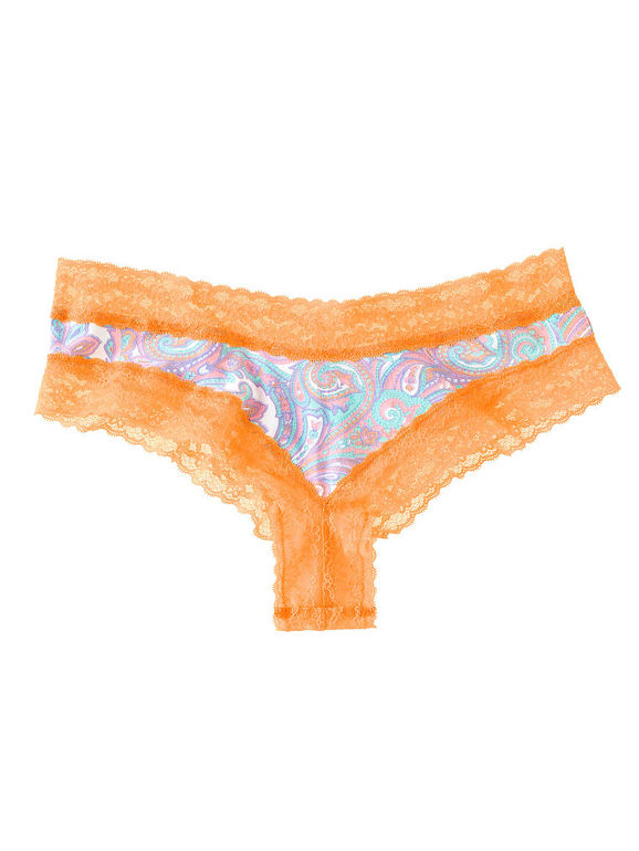 Нижнее бельё и костюмчик от Victoria`s Secret