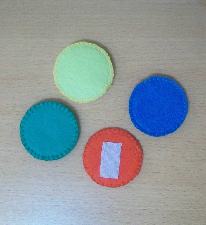 Гусеничка цветная