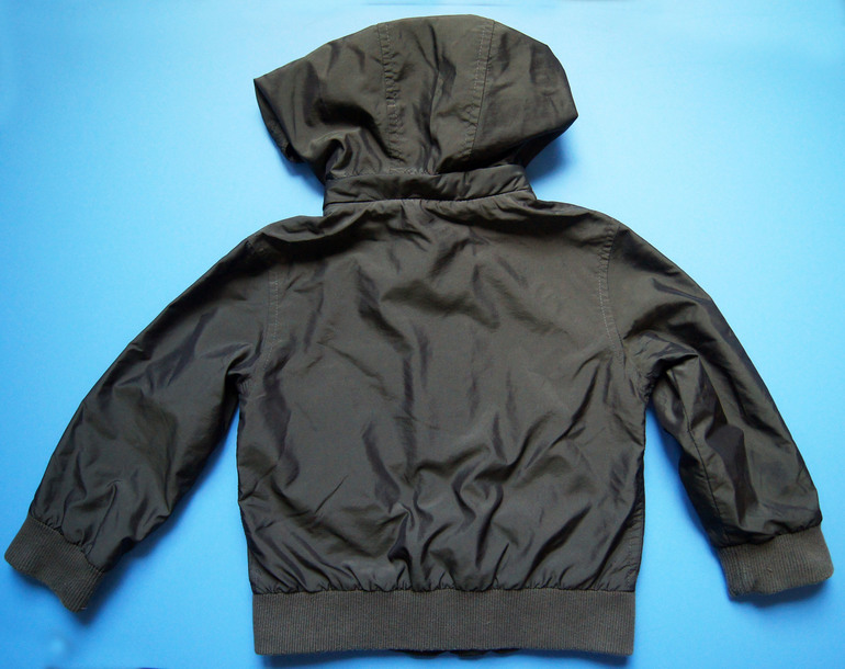 ветровка и брюки D&G на мальчика 2-3 лет