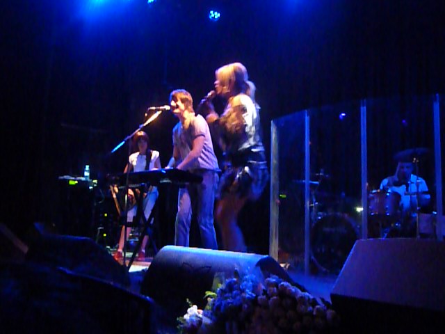 На концерте группы Город 312 в клубе Б 2